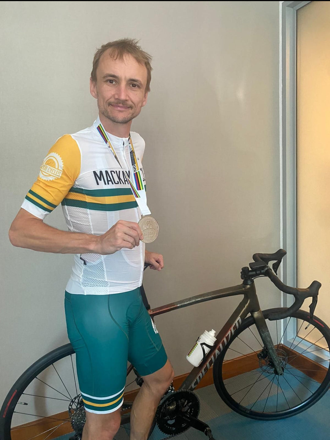 Josh Harris Shines at the 2025 UCI Cycling Esports World Championships