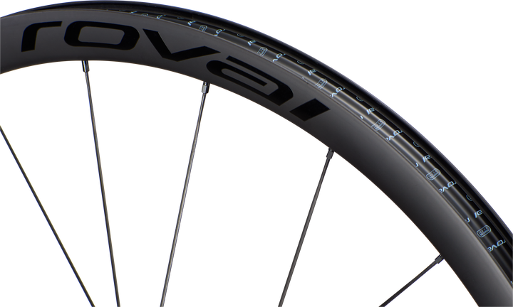 TERRA CLX REAR XDR SATIN CARBON/GLOSS BLK 700C