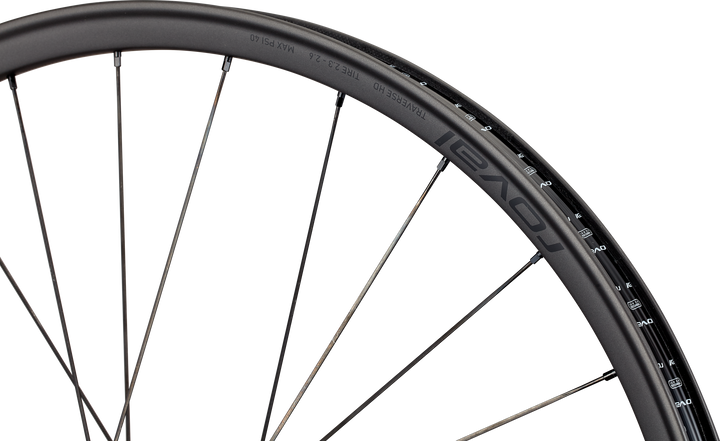 Roval Traverse HD 240 6B Satin Carbon/Gloss Black 27.5 Rear 28H