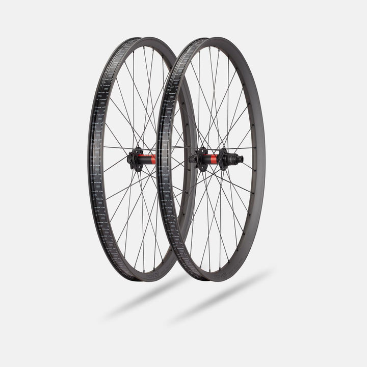 Roval Traverse HD 240 6B Satin Carbon/Gloss Black 27.5 Rear 28H