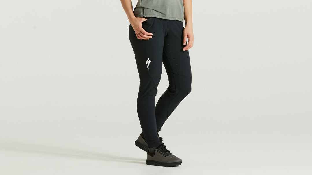 Trail Logo Pants 34