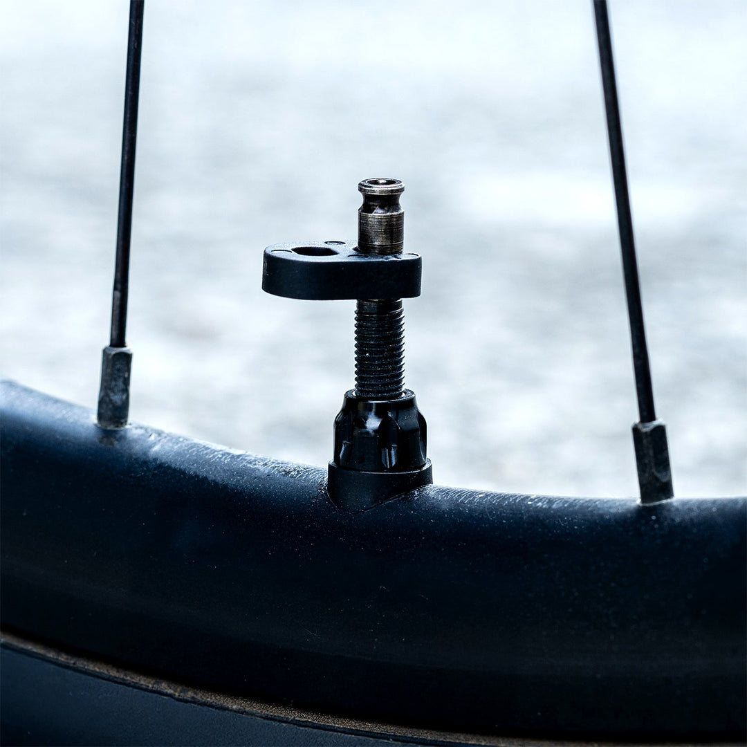 Lezyne ABS Clik® CHCK w/VALV COR