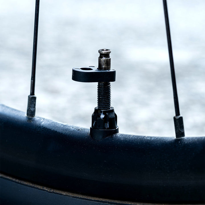 Lezyne ABS Clik® CHCK w/VALV COR