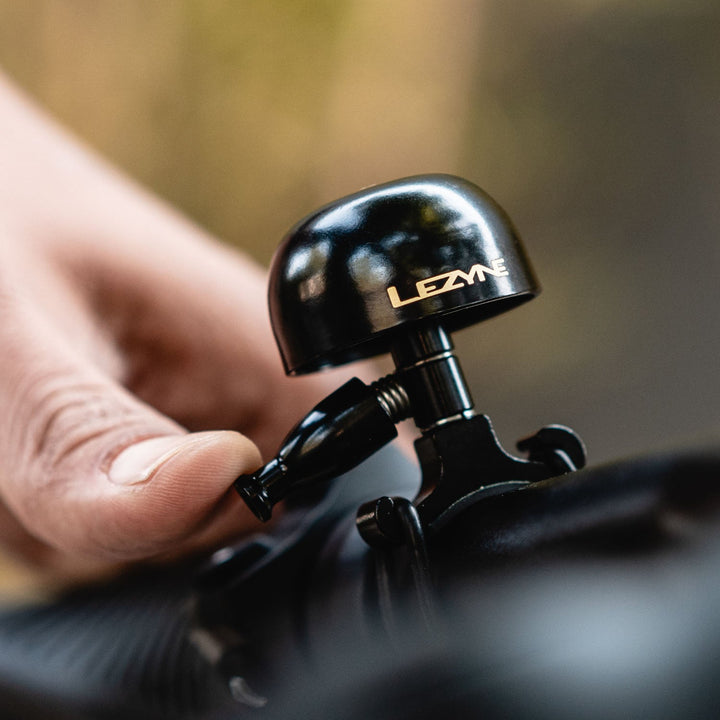 Lezyne Classic Brass Bell Med - BLK
