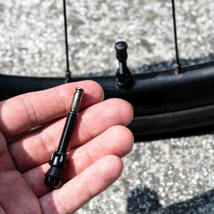 Lezyne Clik® TLR Valve 44MM - BLK