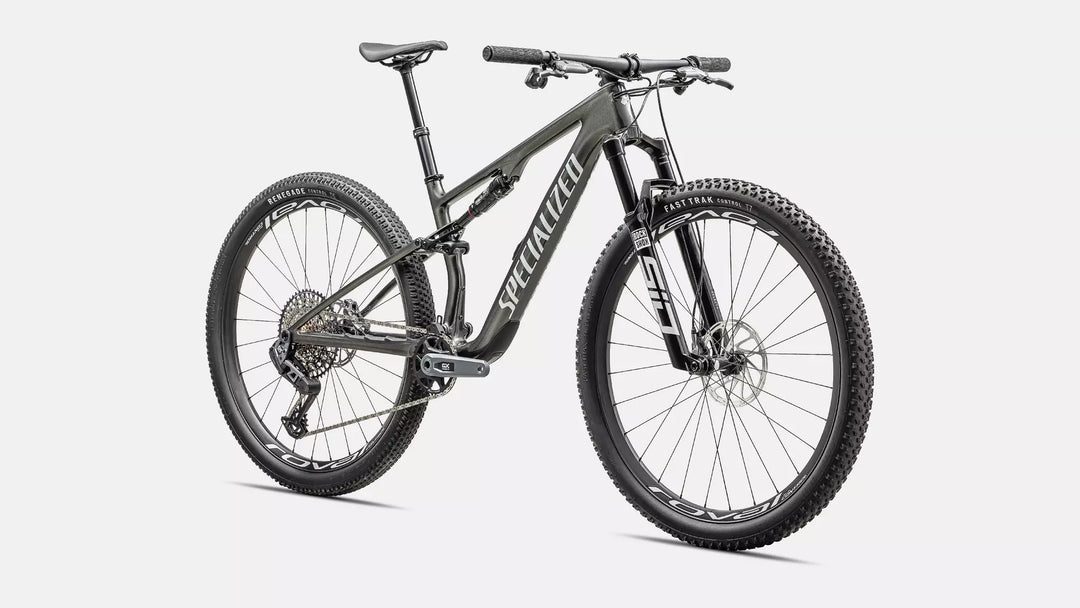 Expert Gloss Carbon/Black Pearl White