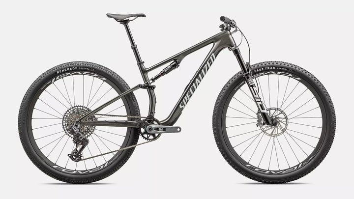 Expert Gloss Carbon/Black Pearl White