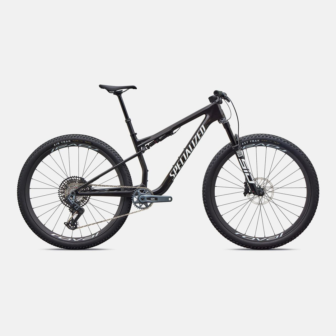 Epic 9 Expert GLOSS CARBON / WHITE XL