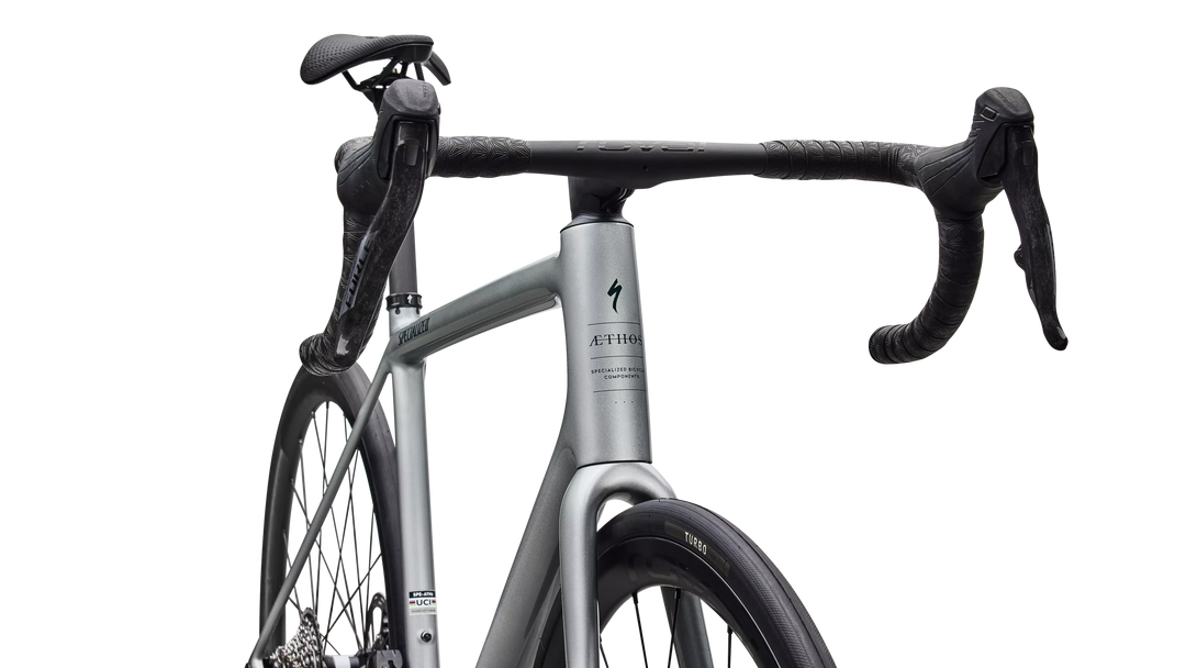 Aethos Pro AXS – Shadow Silver/Emerald Metallic