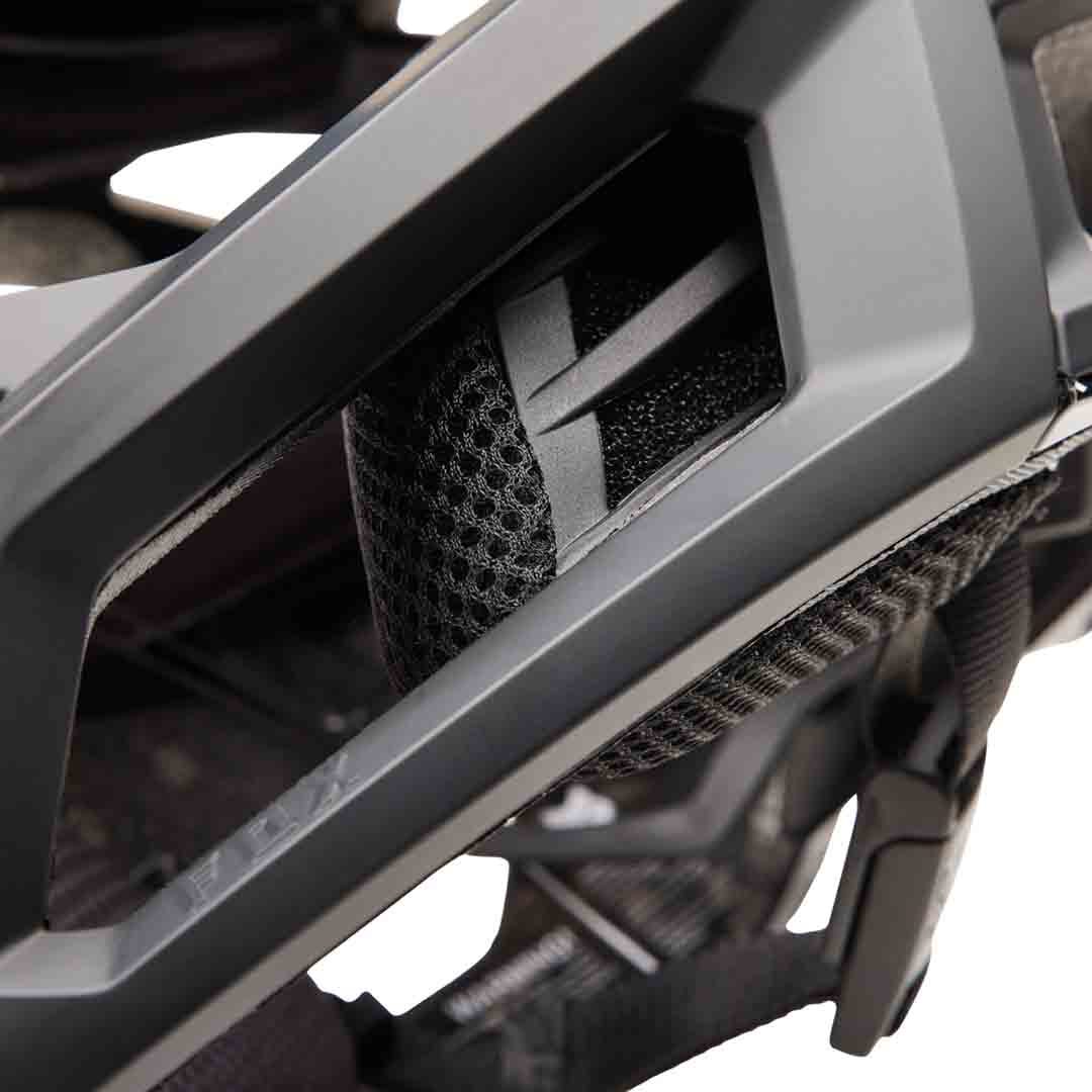 Fox Proframe RS Helmet - Matte Black