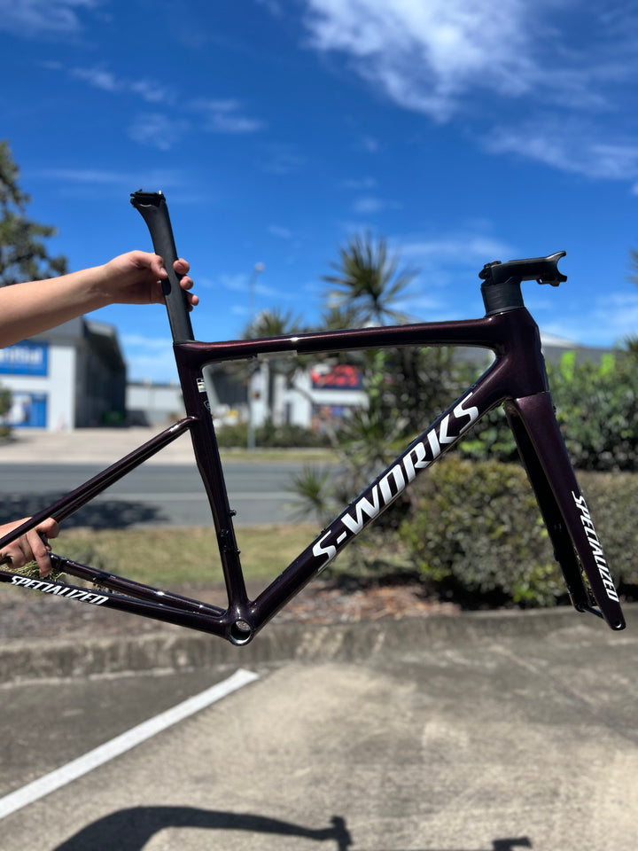 S-Works Tarmac SL8 Frameset - Gloss Solidity / Red to Black Pearl / Metallic White