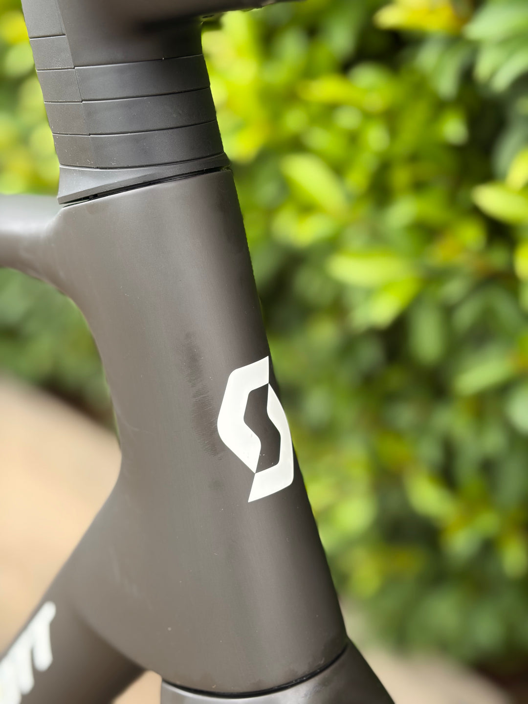 Addict 30 Bike Carbon Black