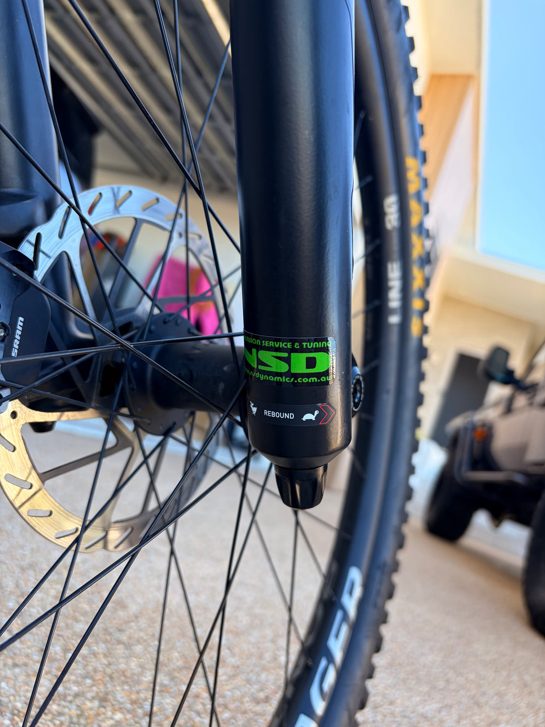 Trek Session - R1 - Ex Demo