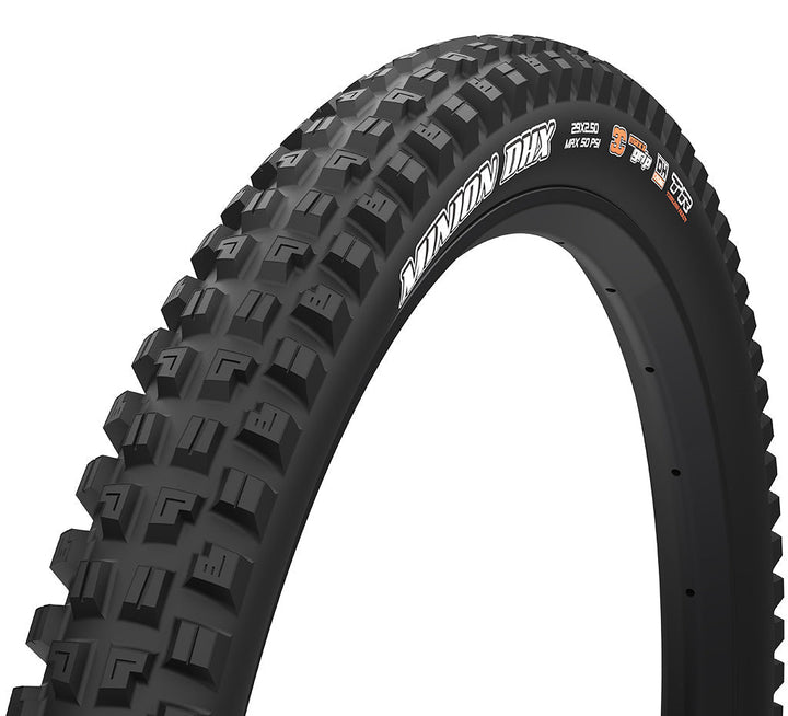 MAXXIS Minion DHX 27.5x2.50 3C MaxxGrip DH — three-quarter view