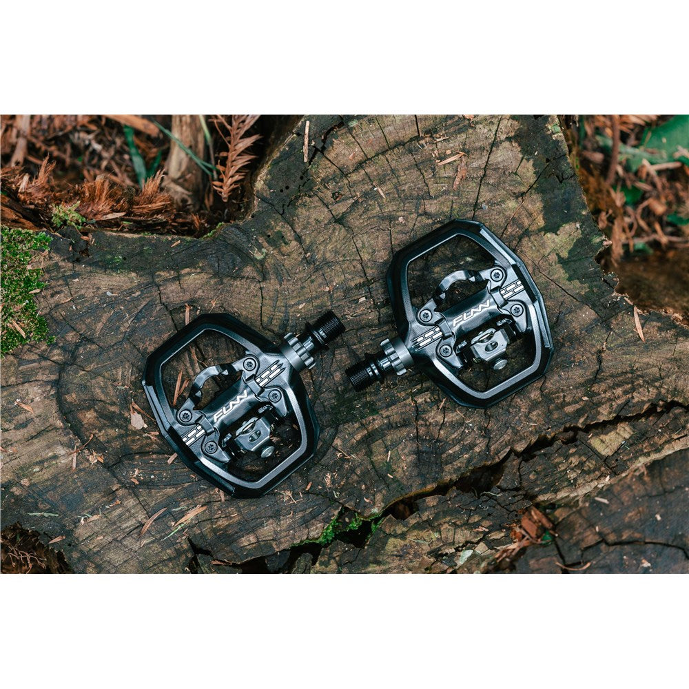 FUNN Pedal - Clast SPD - Die-Cast One-Side Clip Gravel — F-Clast-Black-S001.jpg