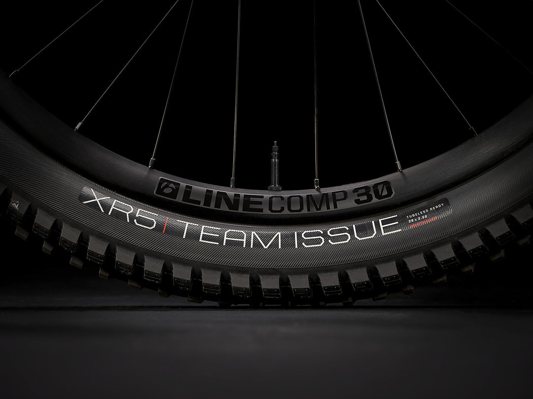 Fuel EX 7 Gen 6 Matte Dnister Black - Mackay Cycles - [product_SKU] - TREK